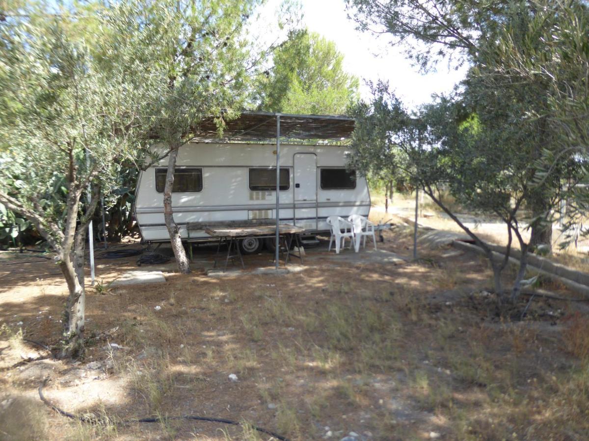 Caravana - Oasis Sol y Vida Tabernas Exterior foto